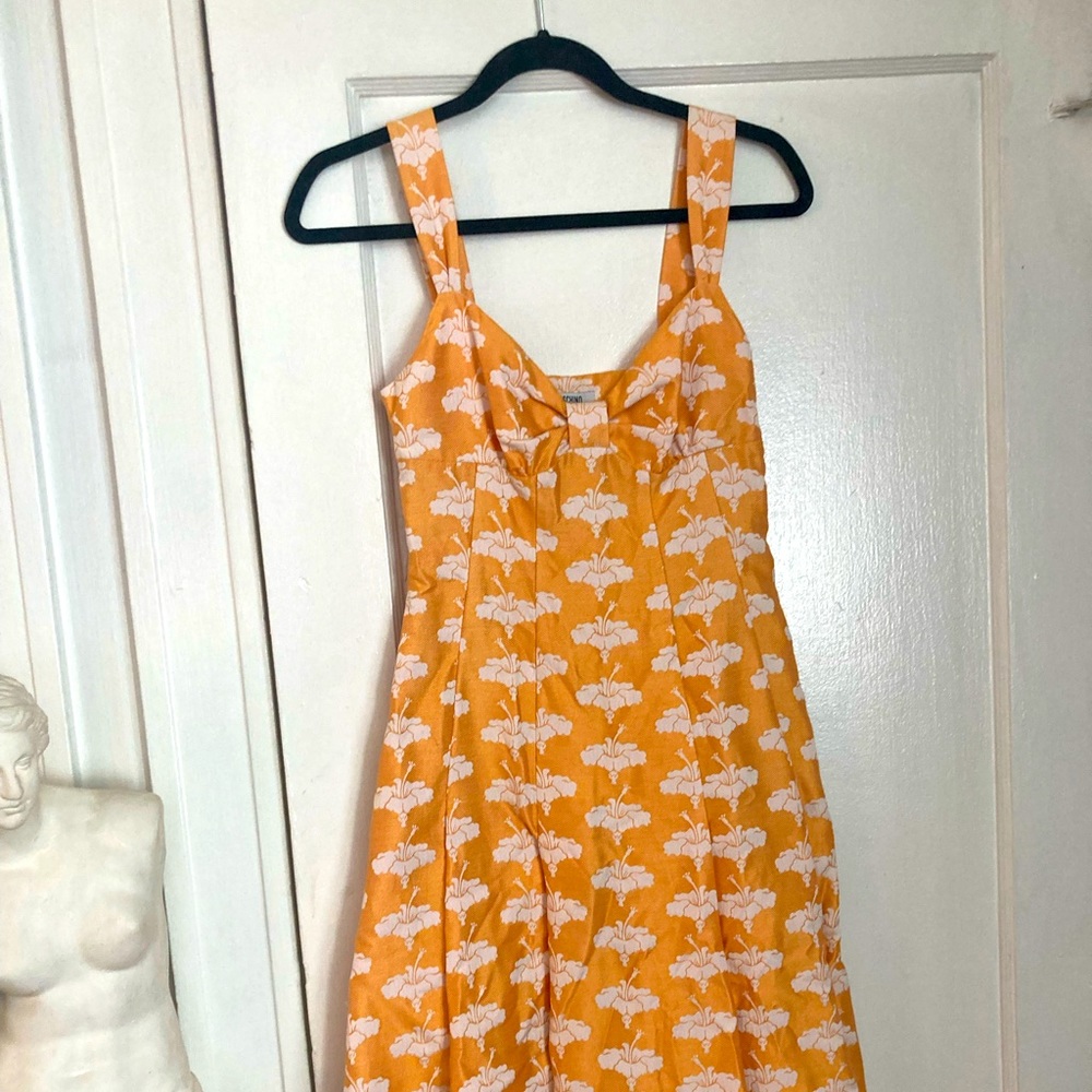 stunning elegant moschino floral dress
